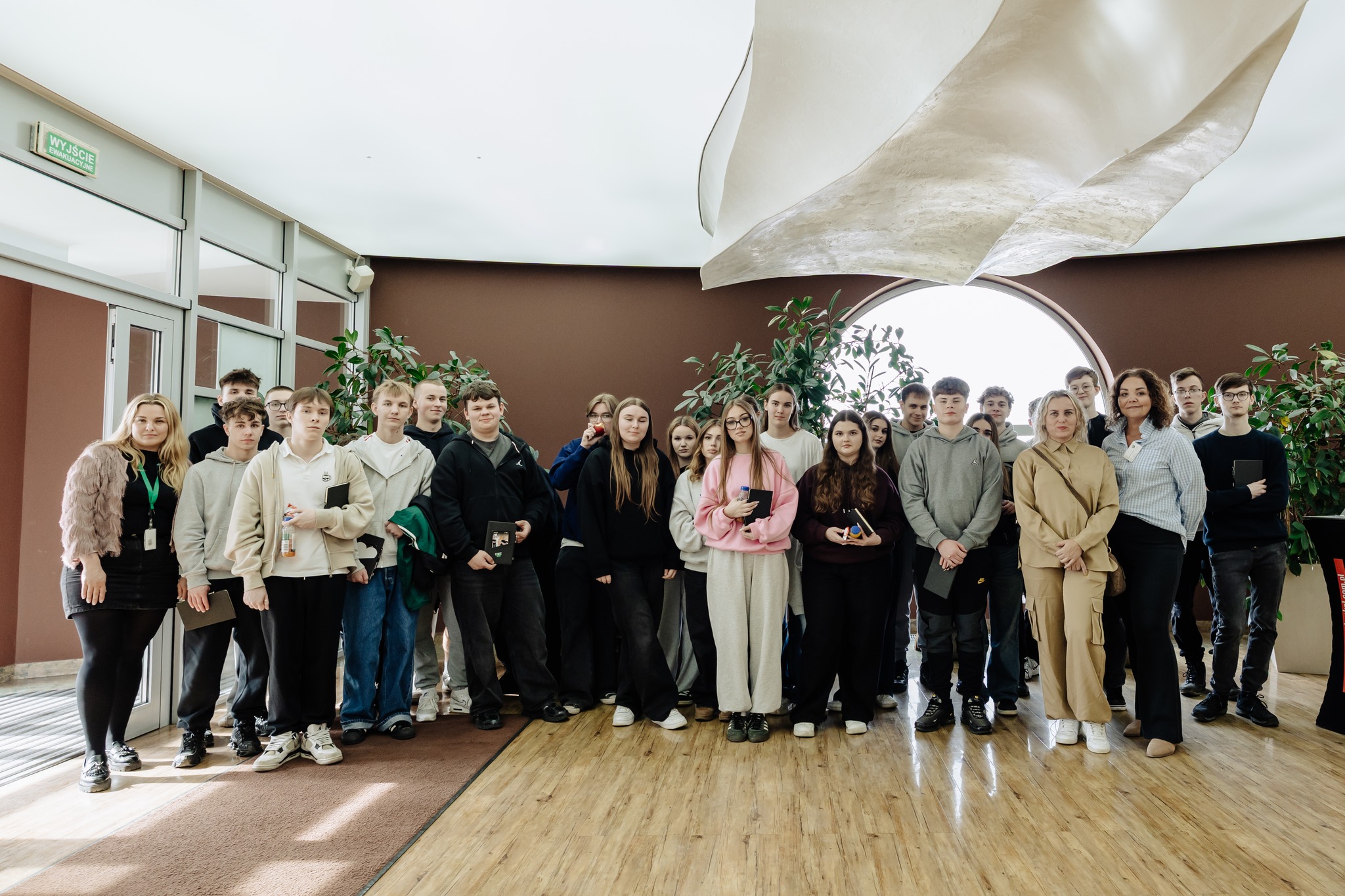 Teoria z podręczników vs. Realia nowoczesnego zakładu.