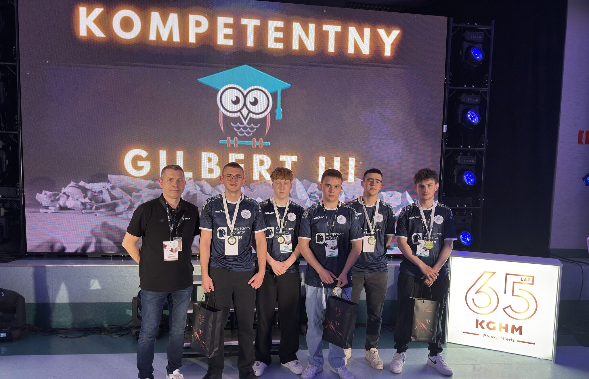 Wiedza, praktyka i prawdziwe branżowe wyzwania. Tak wygląda nauka w Staszicu!